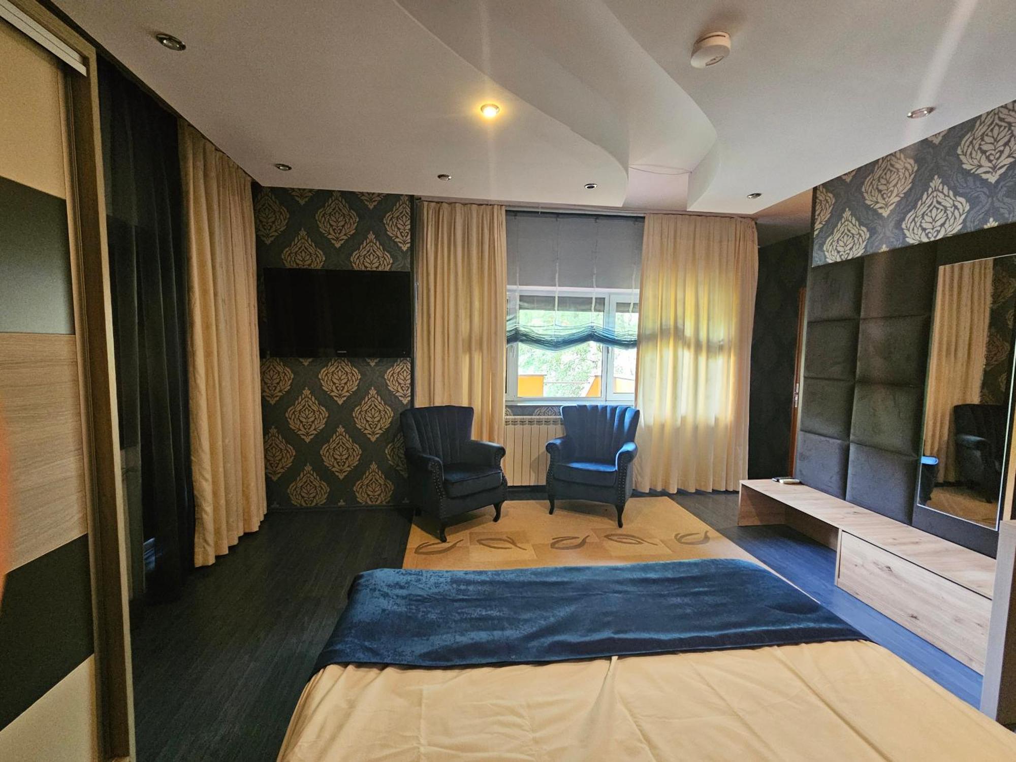 Simple Villa Rooms National Arena Self Check In Bukarest Exteriör bild