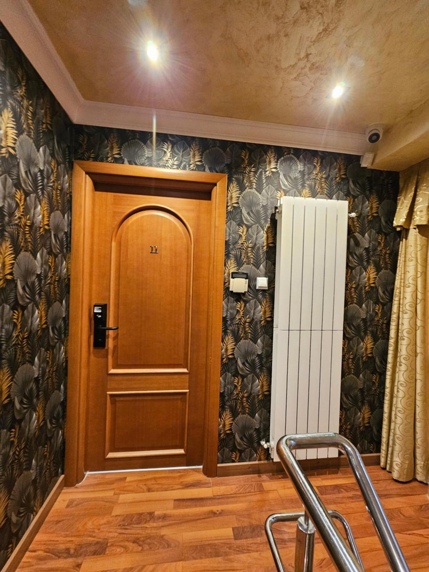 Simple Villa Rooms National Arena Self Check In Bukarest Exteriör bild