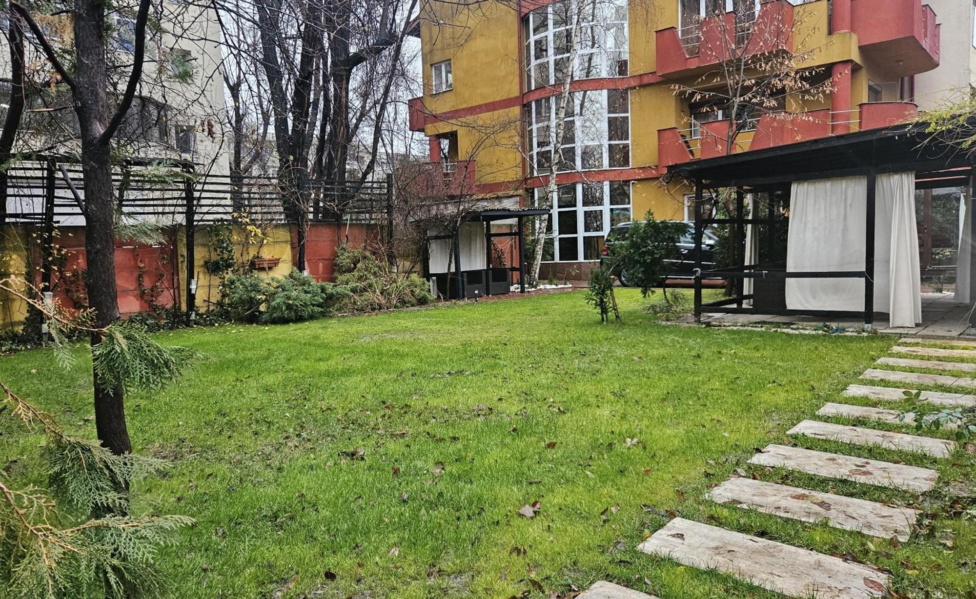Simple Villa Rooms National Arena Self Check In Bukarest Exteriör bild